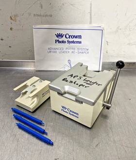 Crown Photo Systems Lr100 Leader Reshaper With Md200 Mini Detact