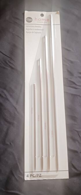 Dritz 9021 Home Long Straight Upholstery Hand Needles Size 6 8 10 And 12-inch