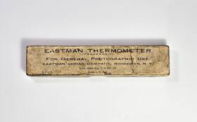 Eastman Kodak Co 472a Vtg Tank And Tray Fahrenheit Thermometer Kp Without Riginal Box