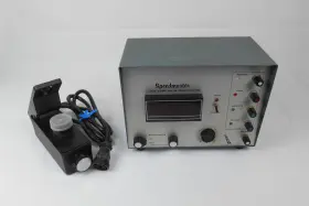 R-75d Eseco Speedmaster Reflection Densitometer Model
