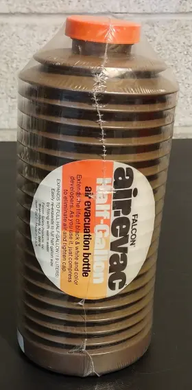 Falcon 086216151514 Vintage Air-evac Half-gallon Air Evacuation Bottle New Old Stock