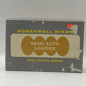 Honeywell 8121 Nikor Semi Auto Loader For 120/620 Reels. In Box But No Instructions