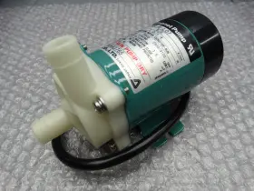 Mr-6-l07 Iwaki Magnet Circulation Pump 100v