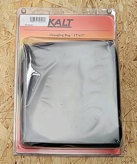 Kalt Np10101 Nos Small Changing Bag Zipper With Arm Holes 17x17 Inch