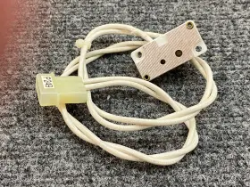 W401547-01 Noritsu Lamp Socket With Plug P249 For 1202 1702 2301 And Others