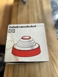 Jobo Zahnkranzdeckel 2503 Cog Lid Camera Lens Cap Open. Price: $35.00.